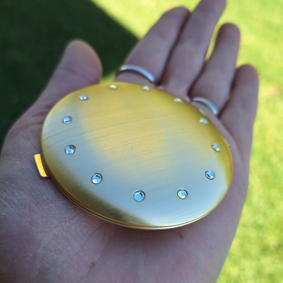 Vtg Avon double-sided compact mirror - Picture 5 of 5